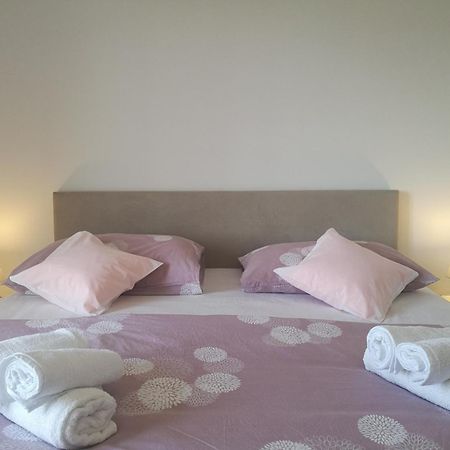 Apartments Kola Banići Εξωτερικό φωτογραφία
