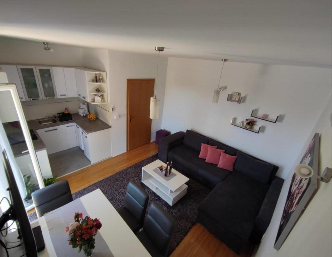Apartments Kola Banići Εξωτερικό φωτογραφία