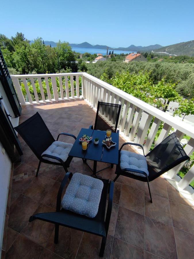 Apartments Kola Banići Εξωτερικό φωτογραφία