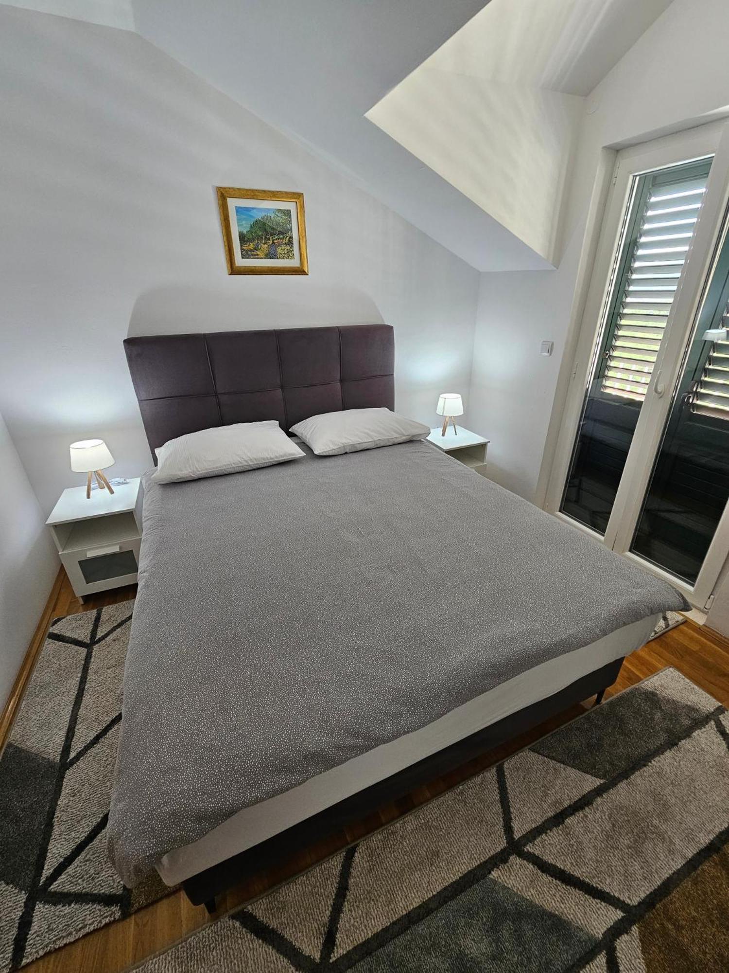 Apartments Kola Banići Εξωτερικό φωτογραφία